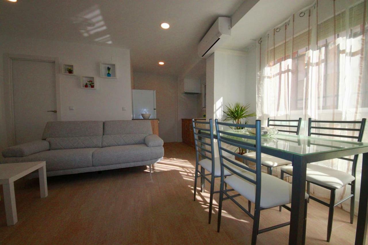 Ivam Esquife Appartement Valencia Buitenkant foto