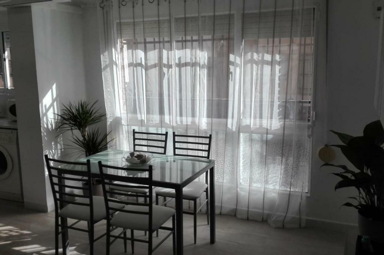Ivam Esquife Appartement Valencia Buitenkant foto