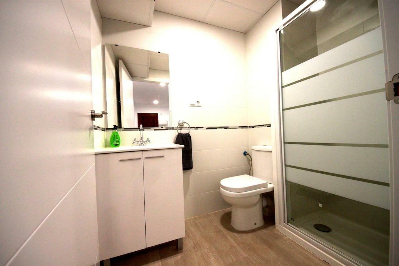Ivam Esquife Appartement Valencia Buitenkant foto