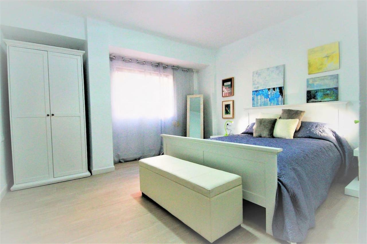 Ivam Esquife Appartement Valencia Buitenkant foto